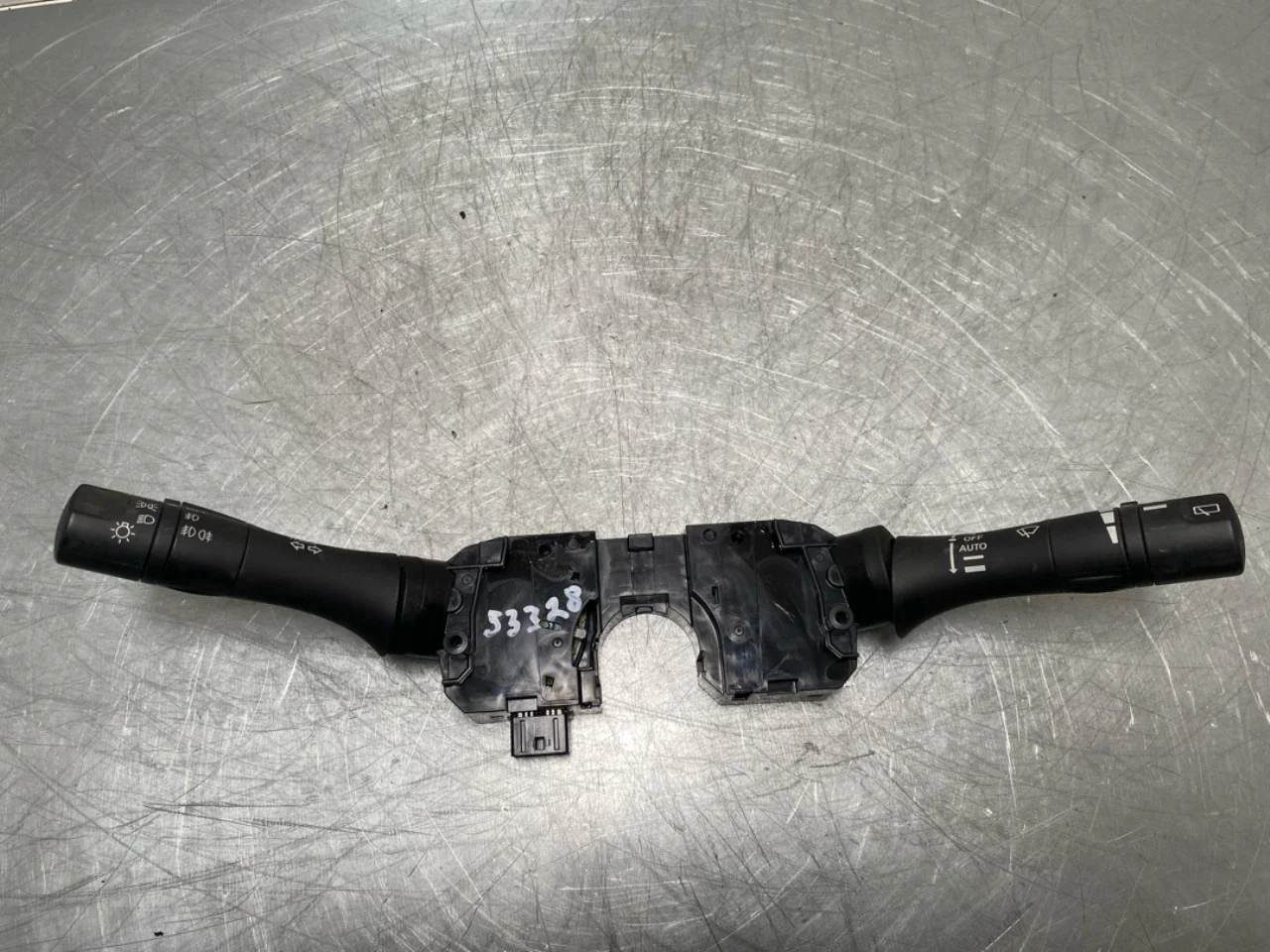 Nissan LEAF 2011-17 Steering column switches