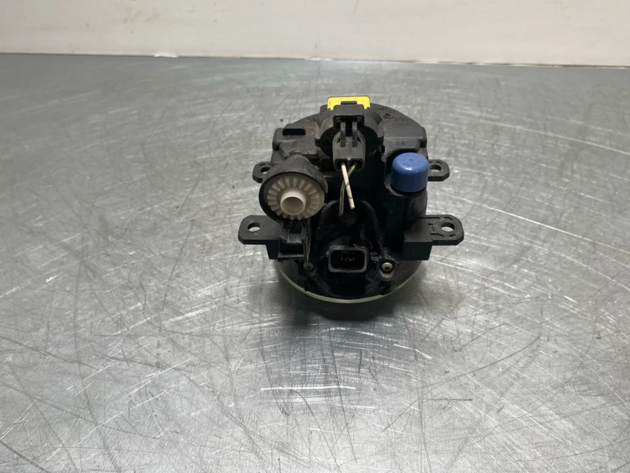 Nissan LEAF 2011-17 Cornering / fog lamp view 3