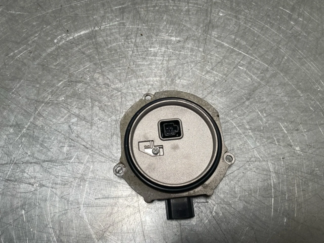 Nissan LEAF 2011-17 Control unit, other view 3