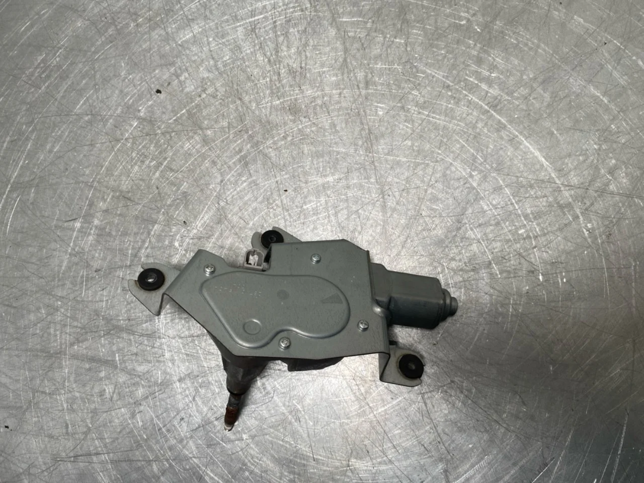 Nissan LEAF 2011-17 Ablaktörlő motor, csomagtérajtó nézet 2