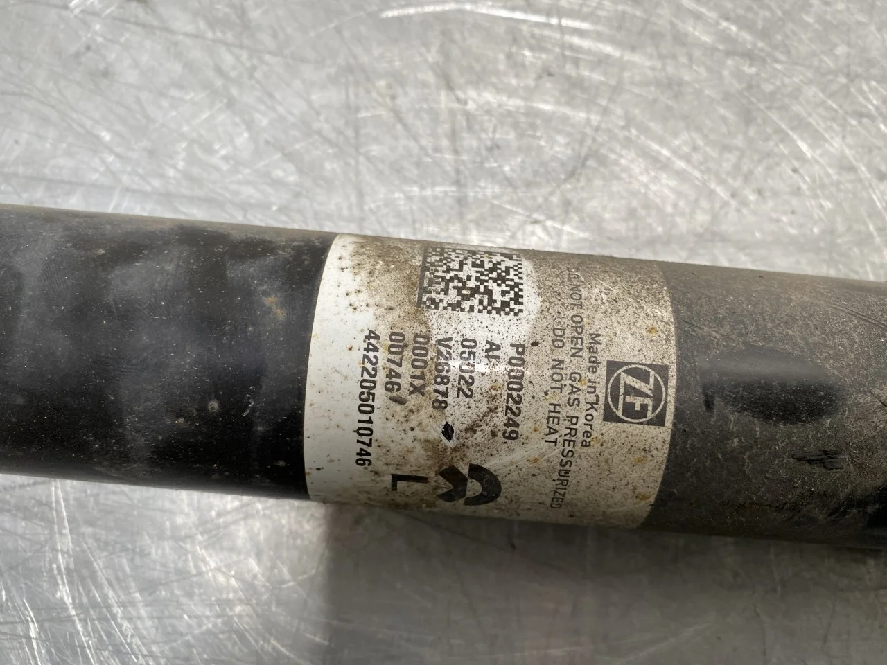 Nio ES8 23-24 Shock absorber, rear view 2