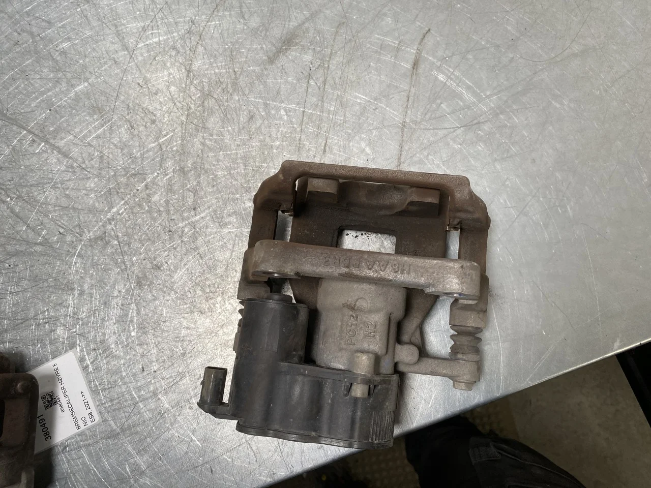 Nio ES8 23-24 Etrier frână spate stânga vedere 4