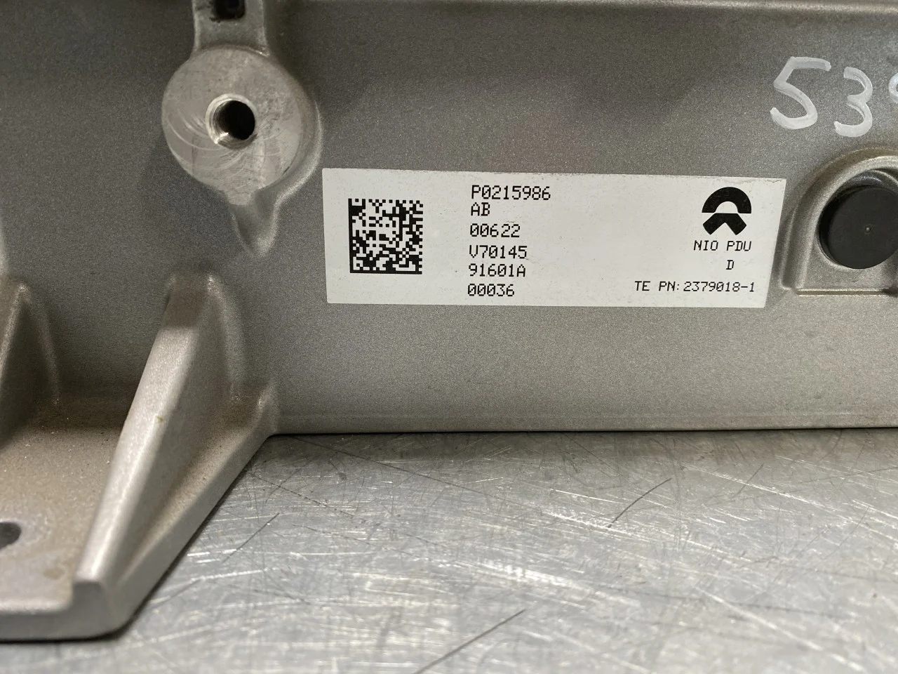 Nio ES8 23-24 Invertor, 12-220V vedere 2