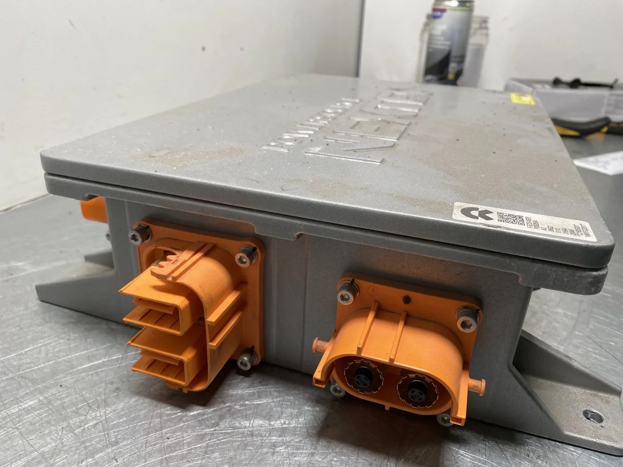 Nio ES8 23-24 Invertor, 12-220V vedere 4