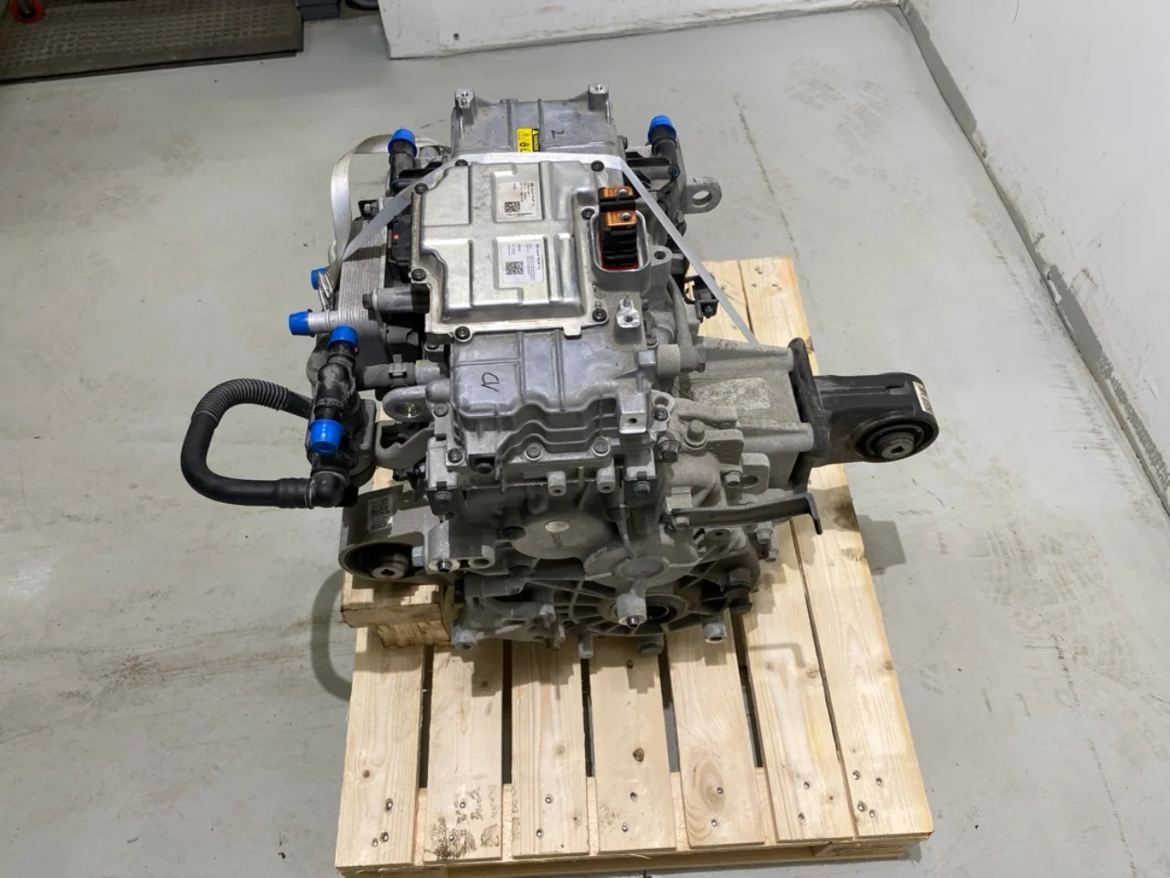 Kia EV6 2022- Front electric motor