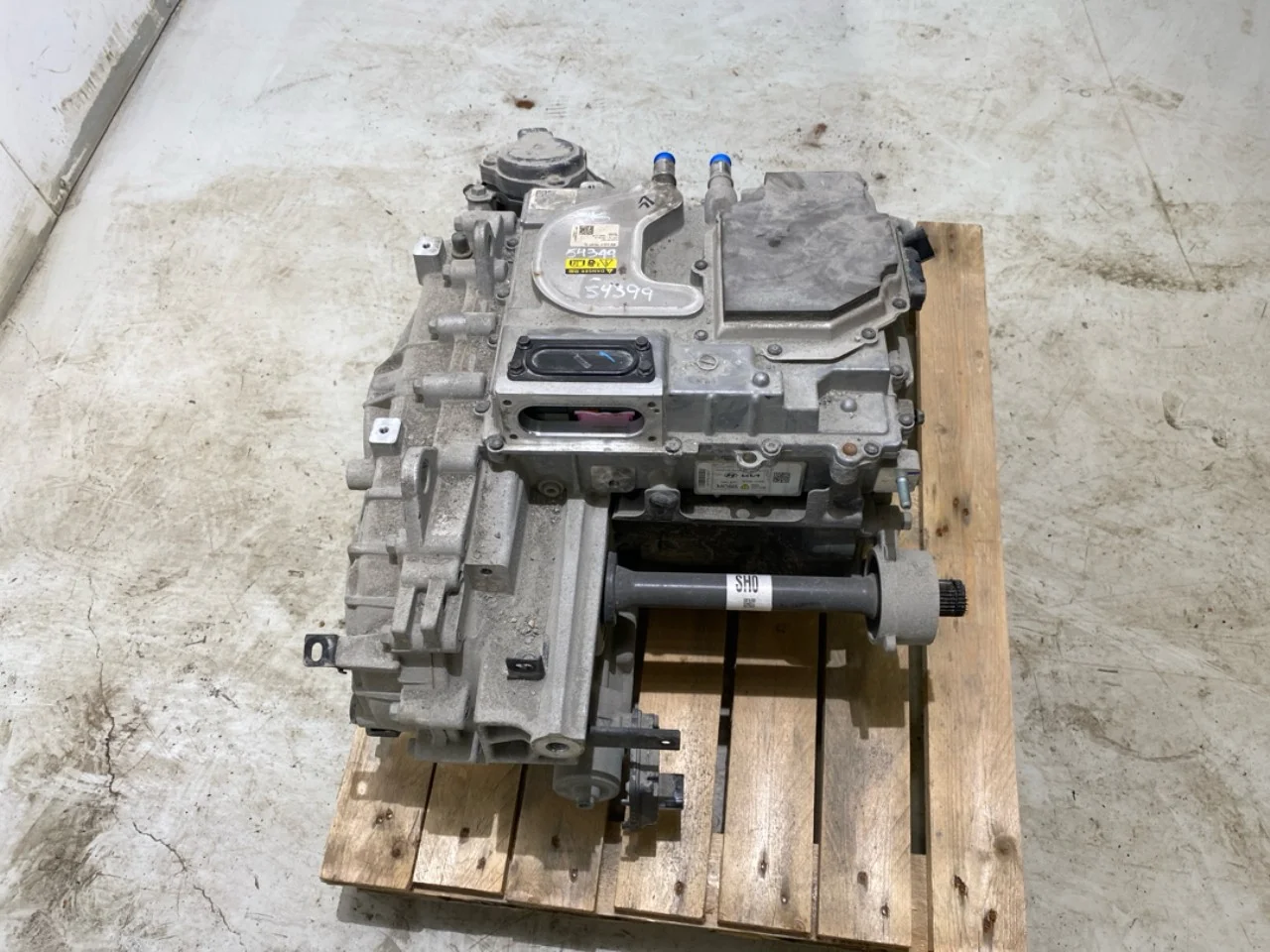 Kia EV6 2022- Rear electric motor