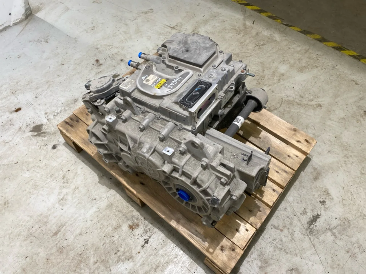 Kia EV6 2022- Elektromos motor, hátsó nézet 3