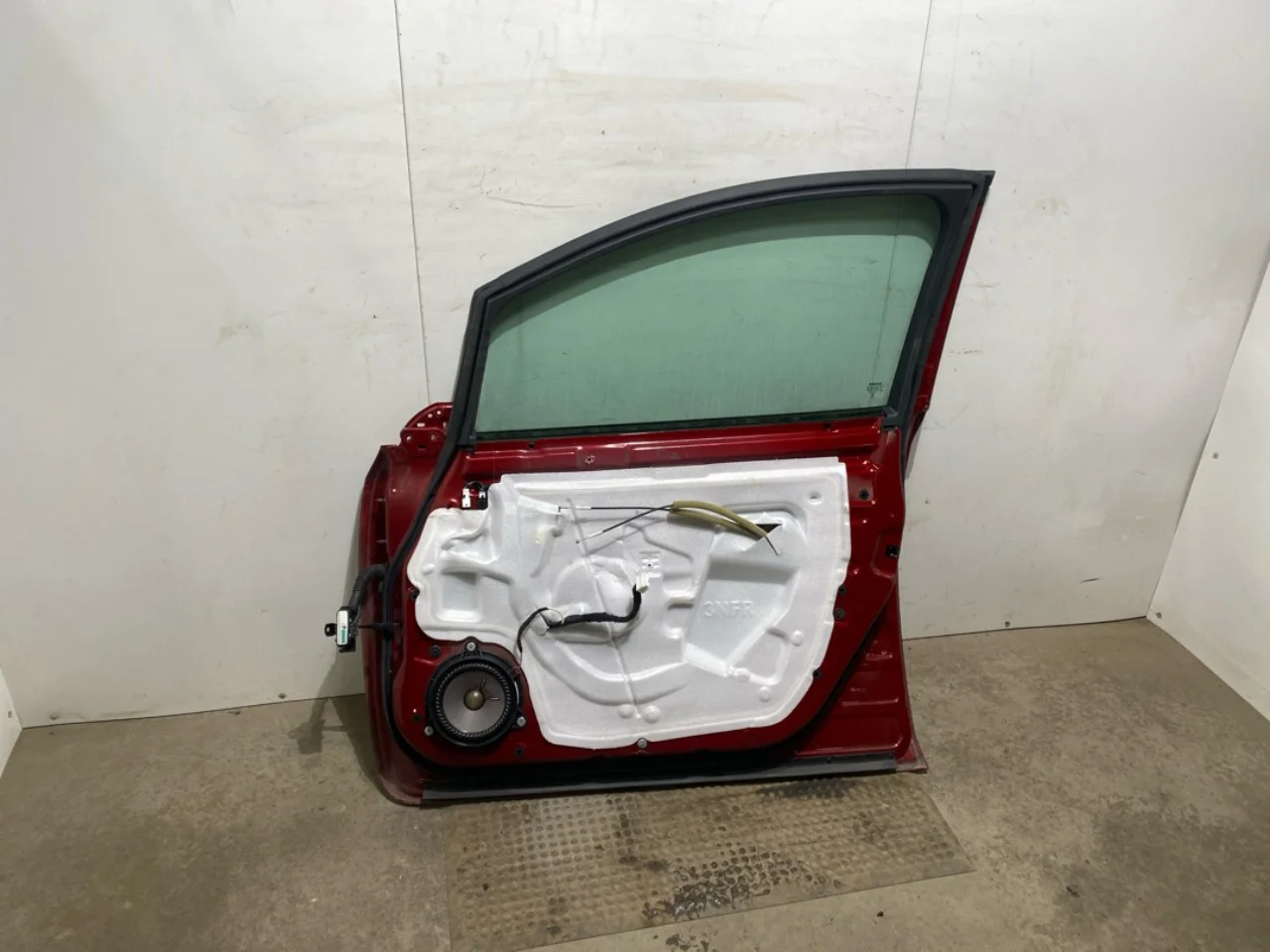 Nissan LEAF 2017-24 Ajtó, 4 ajtós, első, jobb nézet 4