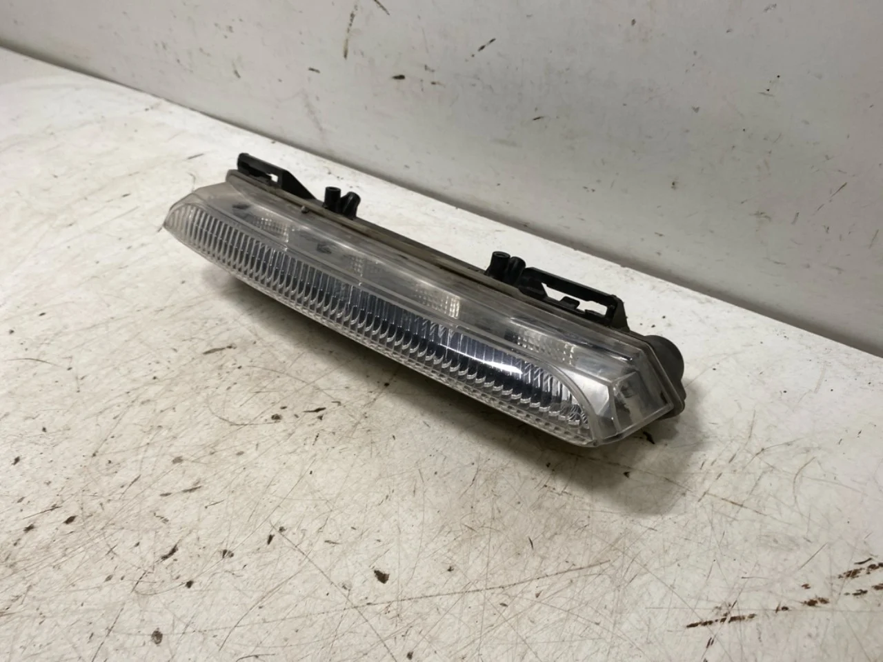 Mercedes B 180-200 W246/W242 2012-19 Cornering / fog lamp view 3