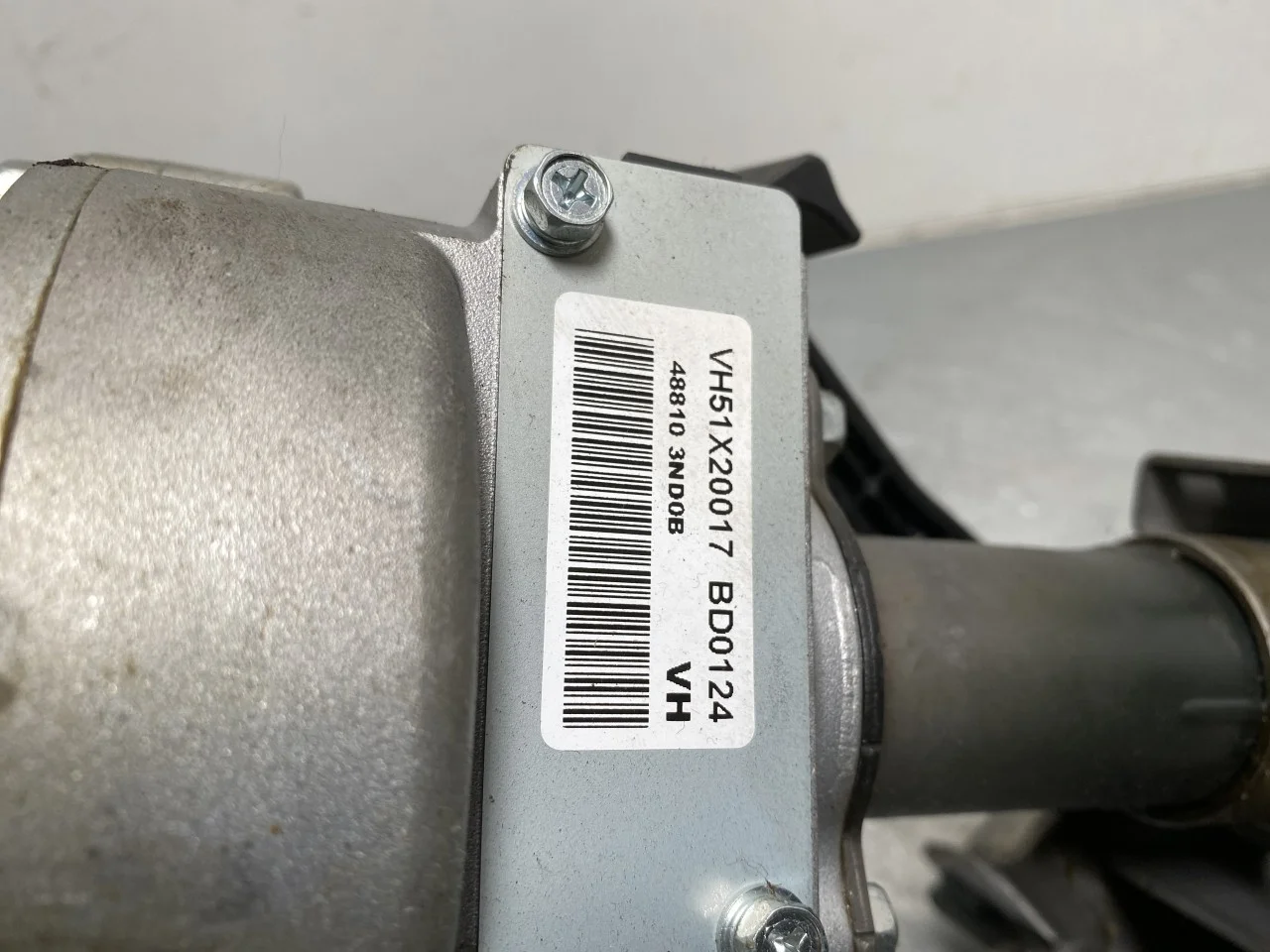 Nissan LEAF 2011-17 Kormányoszlop egység szervóval nézet 2