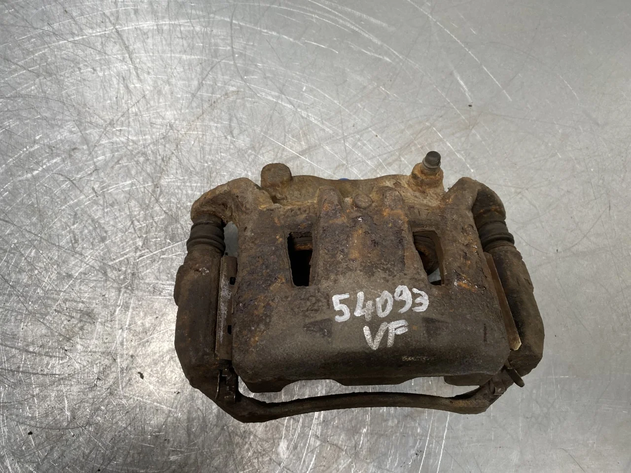 Nissan LEAF 2011-17 Front left brake caliper view 2