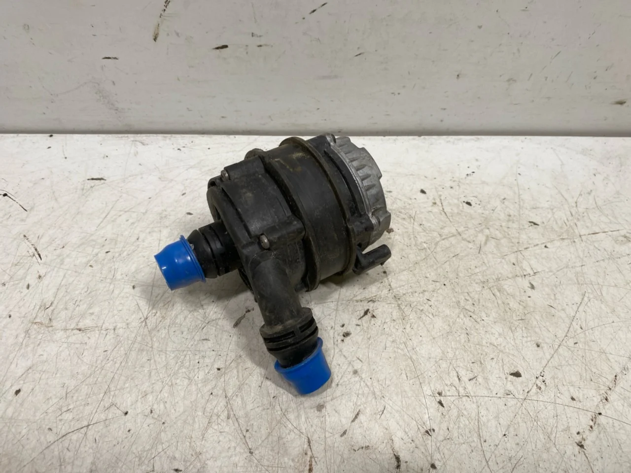 Mercedes B 180-200 W246/W242 2012-19 Keringtetőszivattyú nézet 2