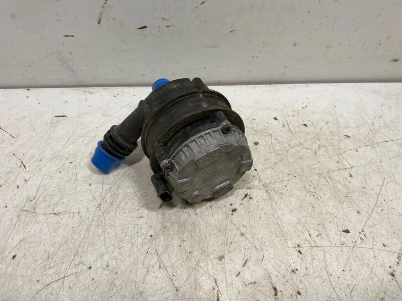 Mercedes B 180-200 W246/W242 2012-19 Keringtetőszivattyú nézet 3