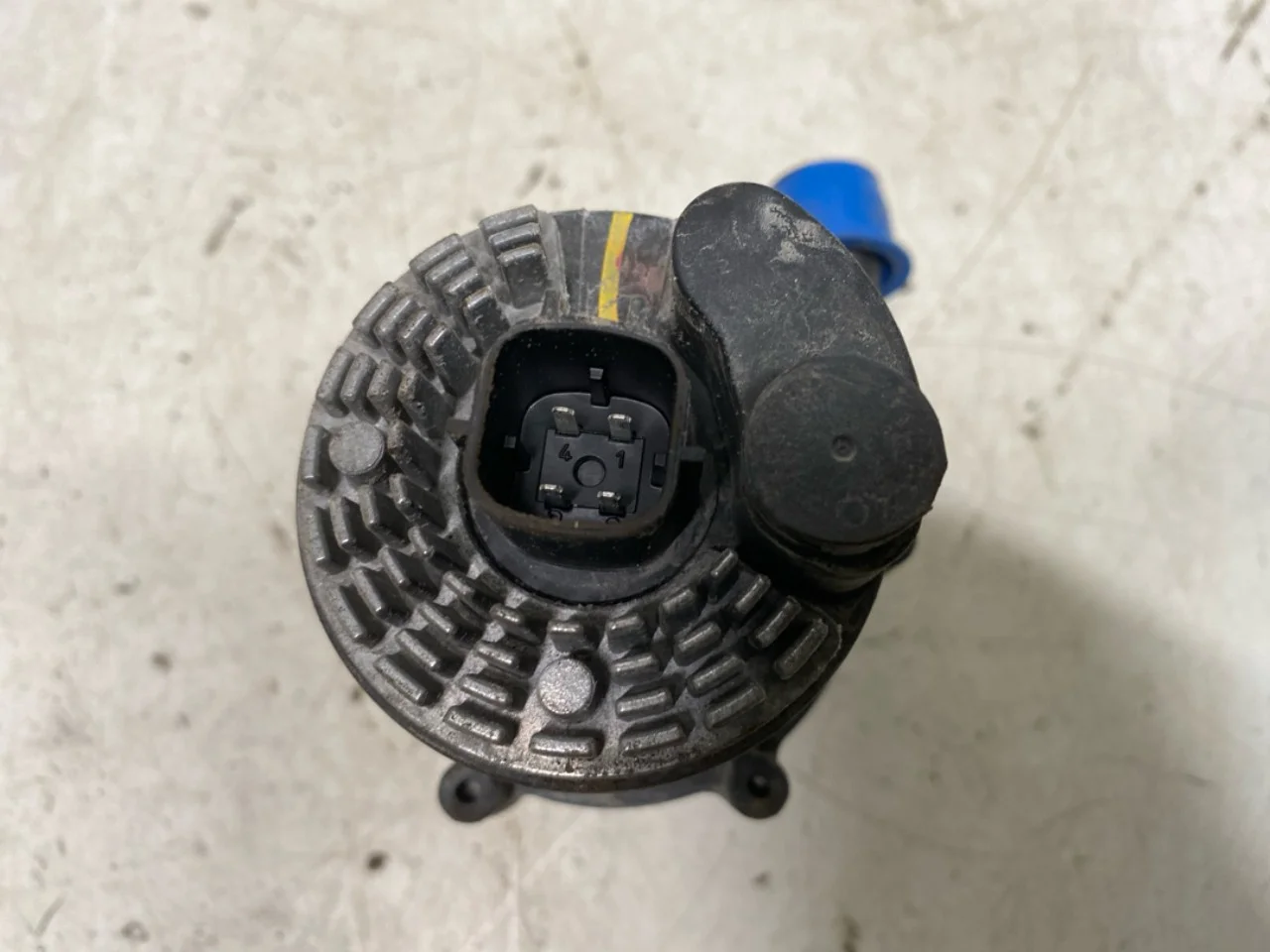 Mercedes B 180-200 W246/W242 2012-19 Keringtetőszivattyú nézet 4