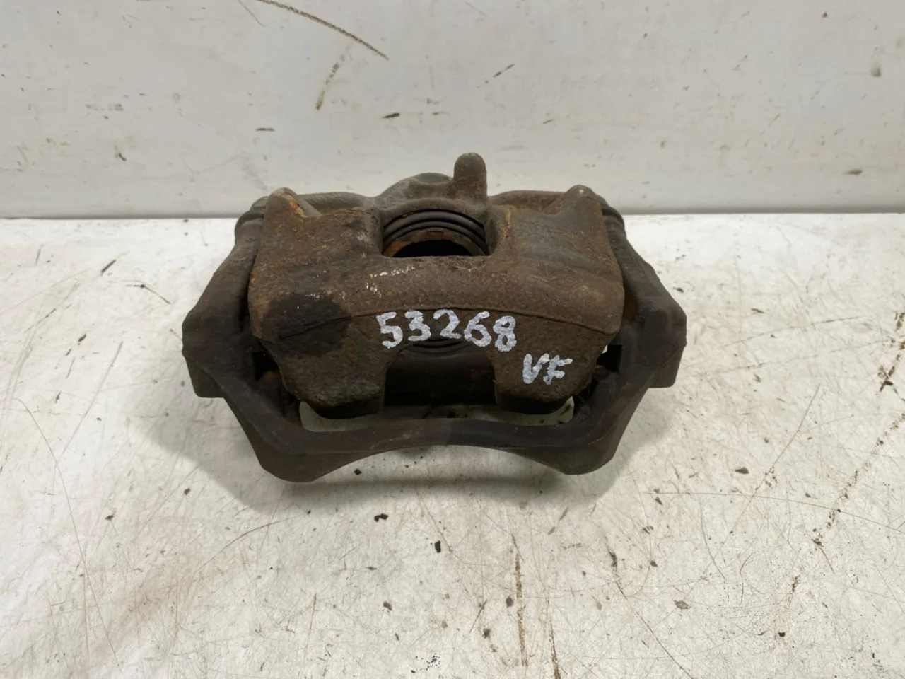 Mercedes B 180-200 W246/W242 2012-19 Féknyereg, első, bal