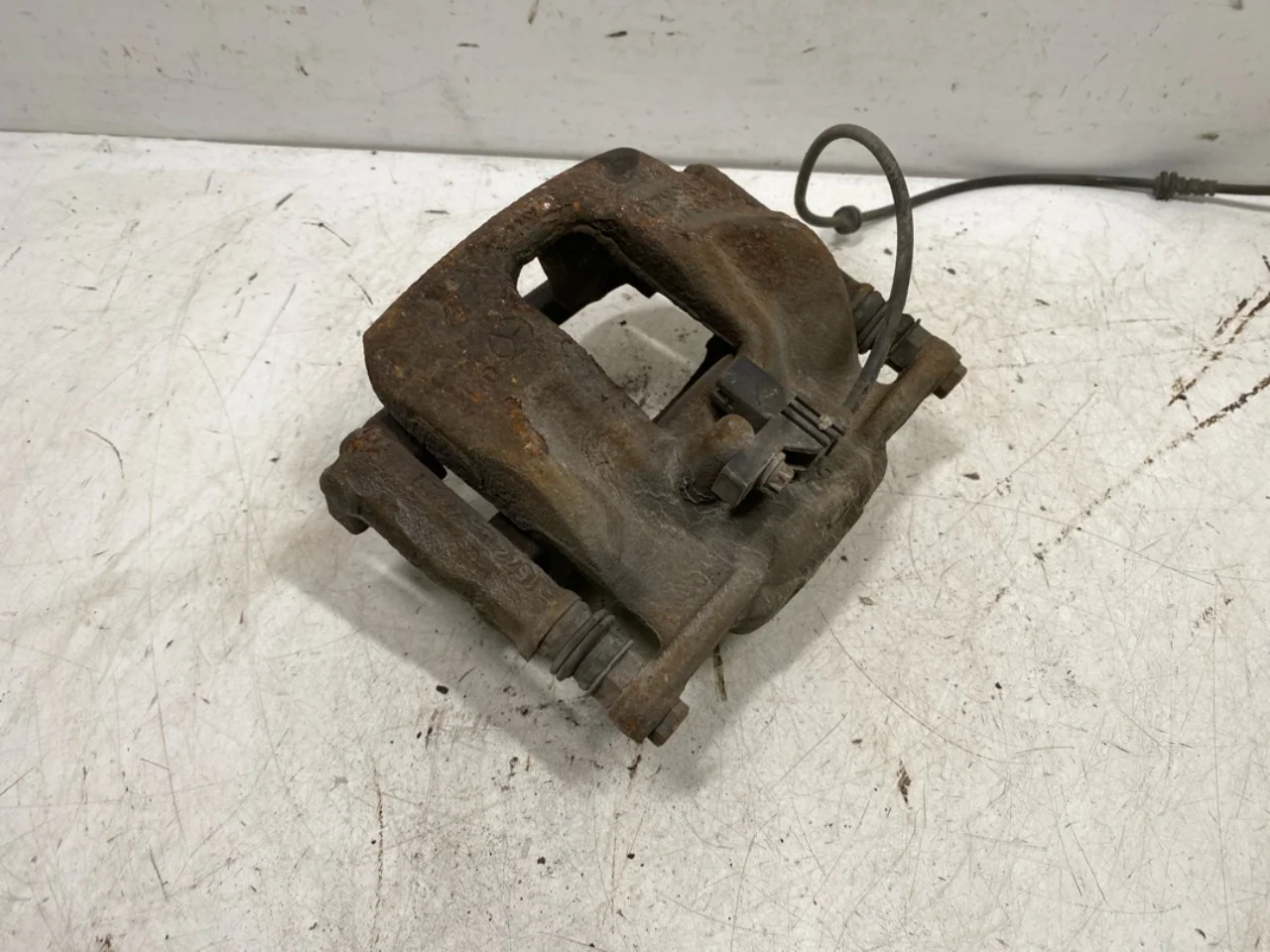 Mercedes B 180-200 W246/W242 2012-19 Etrier frână față dreapta vedere 2