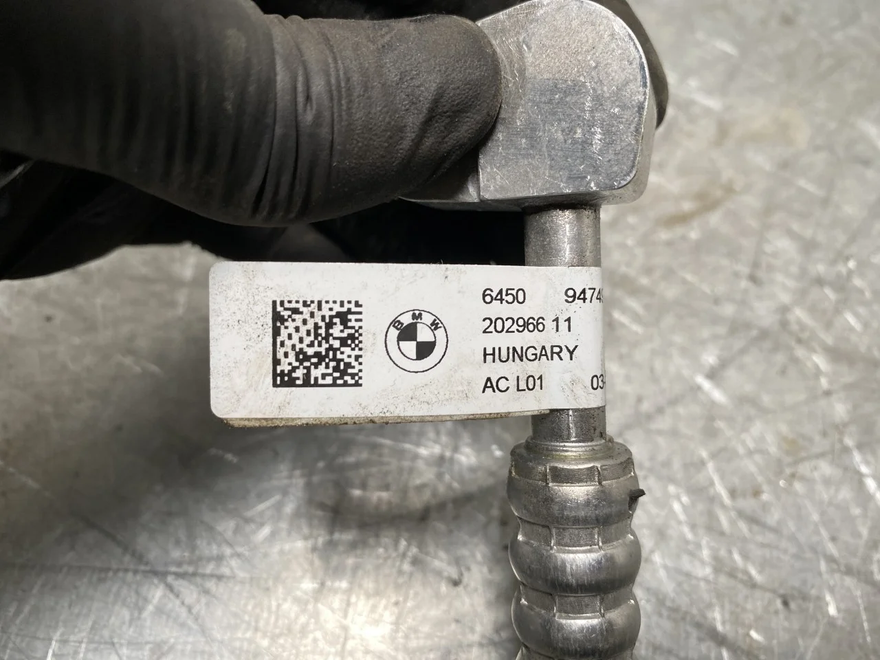 BMW I4 G26 2021-> Klíma tömlő / cső nézet 2