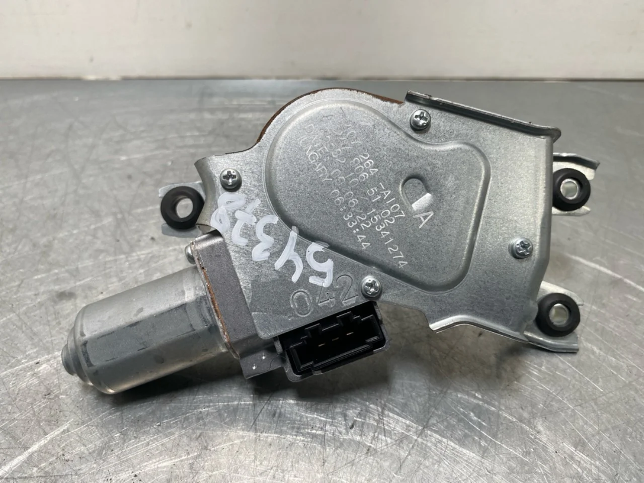 Mercedes EQA H243 2021- Ablaktörlő motor, csomagtérajtó nézet 2