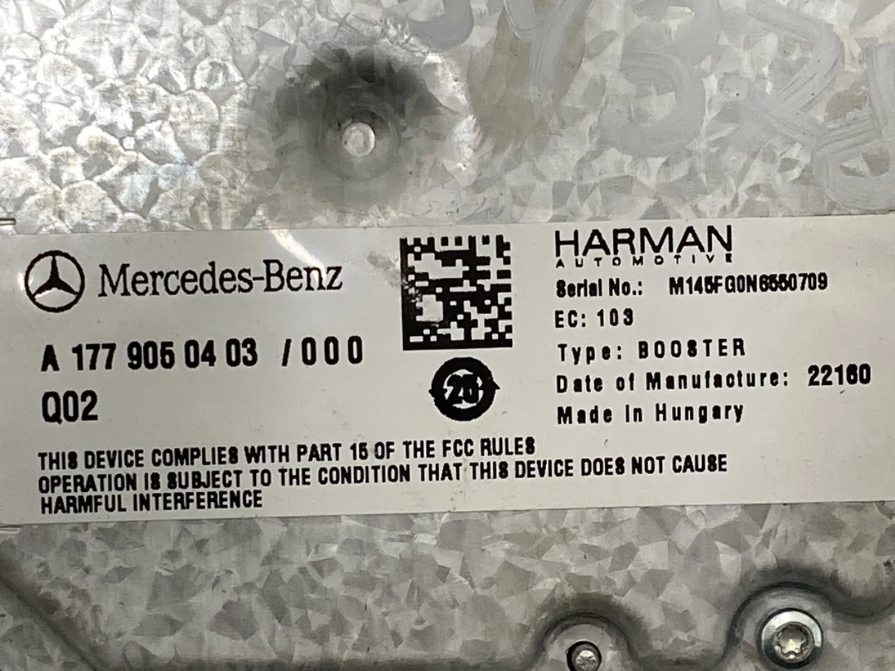 Mercedes EQA H243 2021- Rádió / hifi erősítő nézet 3