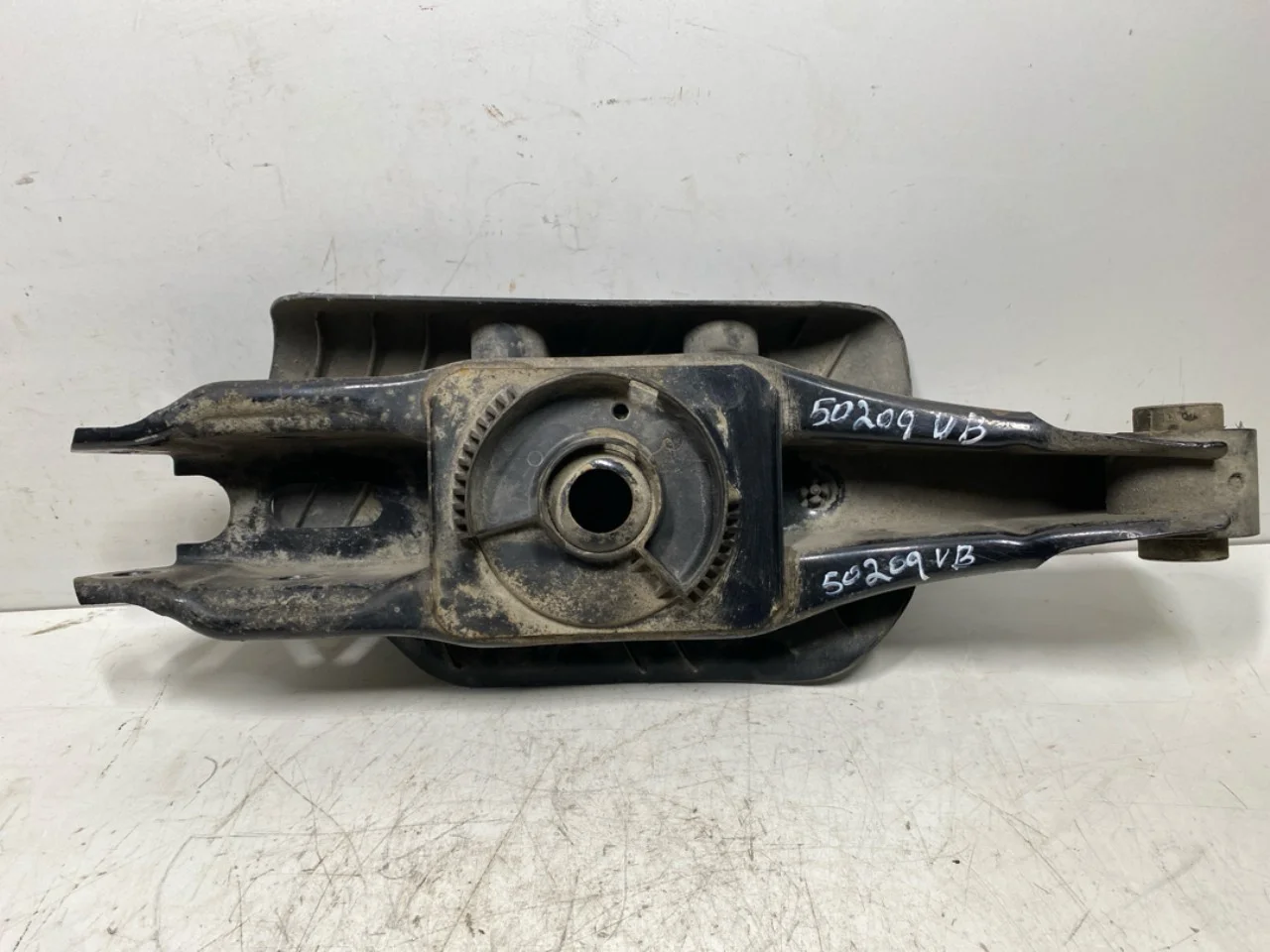 Volkswagen ID.4 2021- Braț suspensie, stânga spate