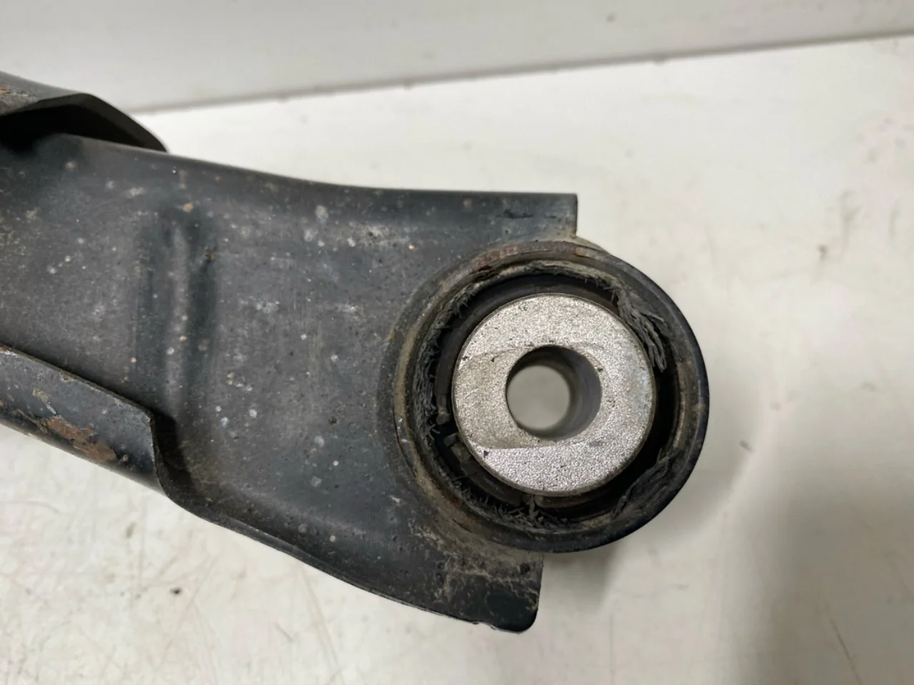 Volkswagen ID.4 2021- Braț suspensie, stânga spate vedere 4