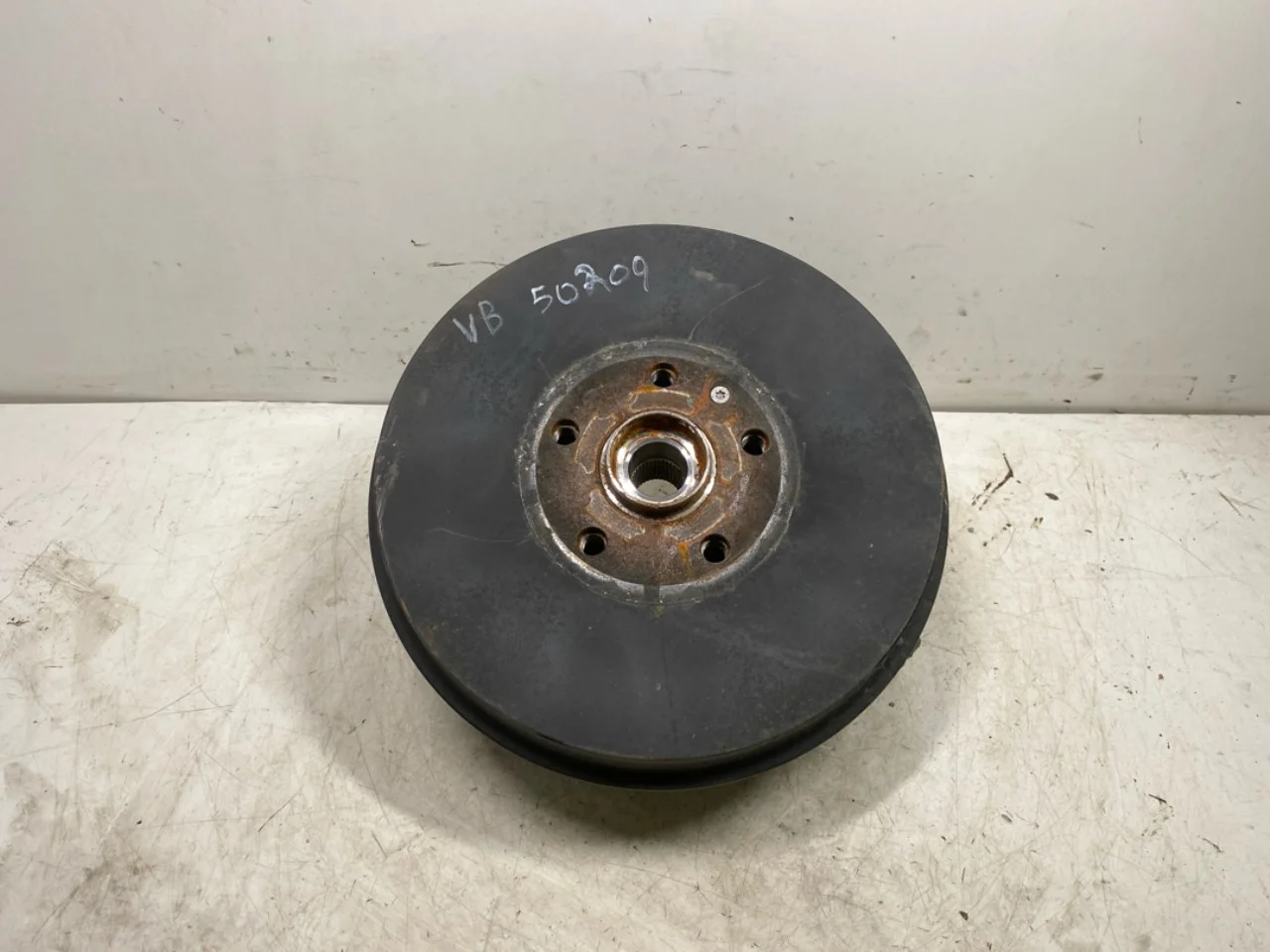 Volkswagen ID.4 2021- Csonkállvány, bal hátsó