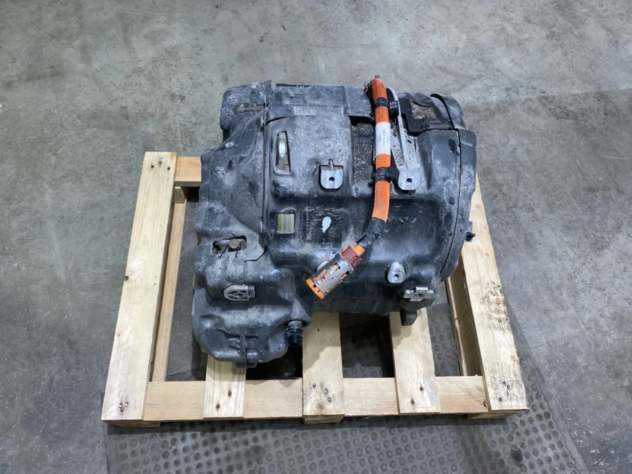 Mercedes EQS V297 2022- Front electric motor view 4