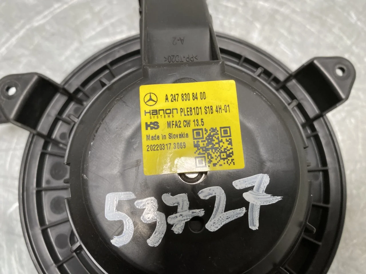 Mercedes EQA H243 2021- Motor ventilator încălzire vedere 3