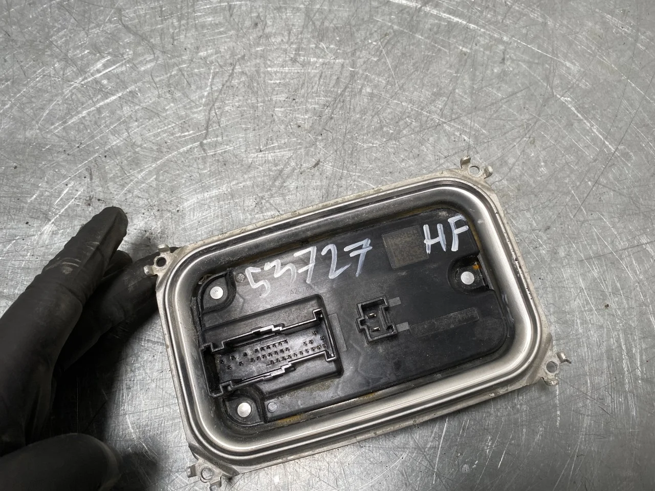 Mercedes EQA H243 2021- Vezérlőegység, xenon nézet 3