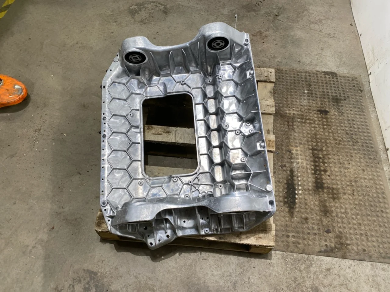 Mercedes EQA H243 2021- Suport motor, oțel / aluminiu vedere 3