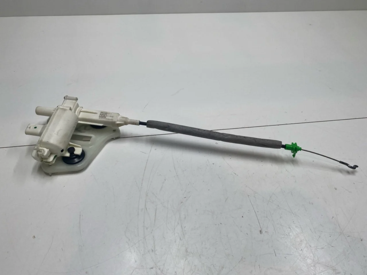 Mercedes EQA H243 2021- Central locking motor, tailgate