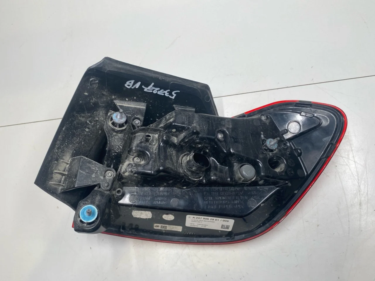 Mercedes EQA H243 2021- Left tail light view 2