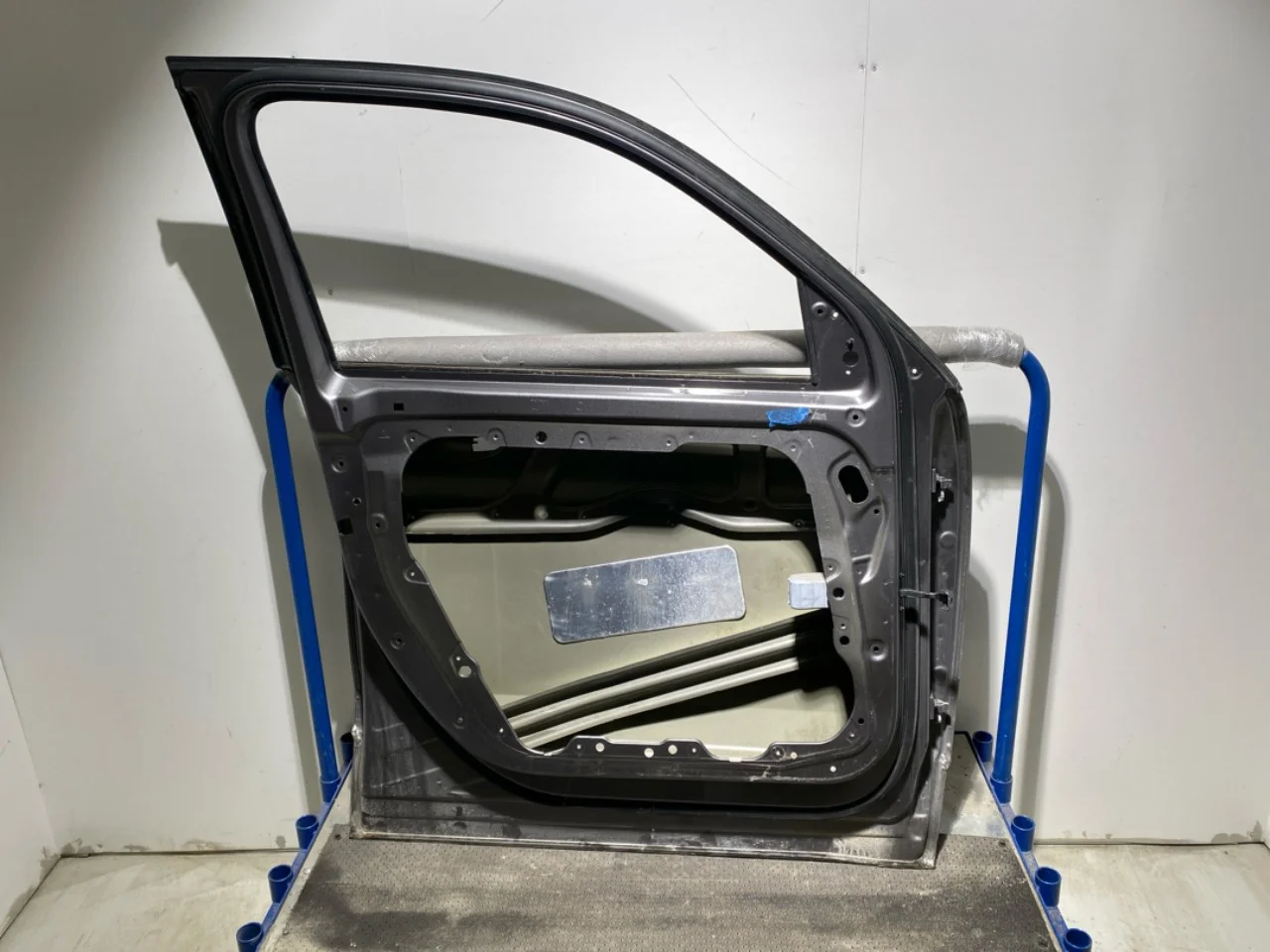 Mercedes EQB X243 2022- Ajtó, 4 ajtós, első, bal nézet 4