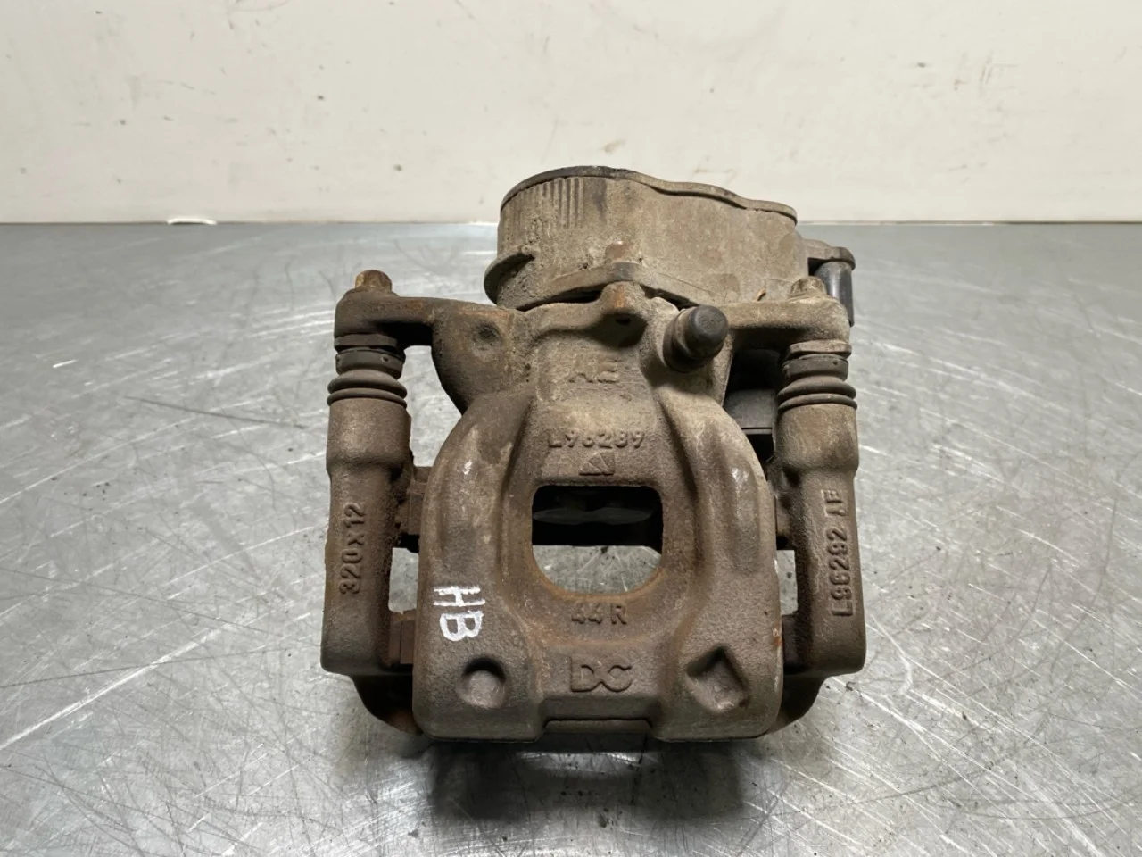 Mercedes EQA H243 2021- Etrier frână spate dreapta