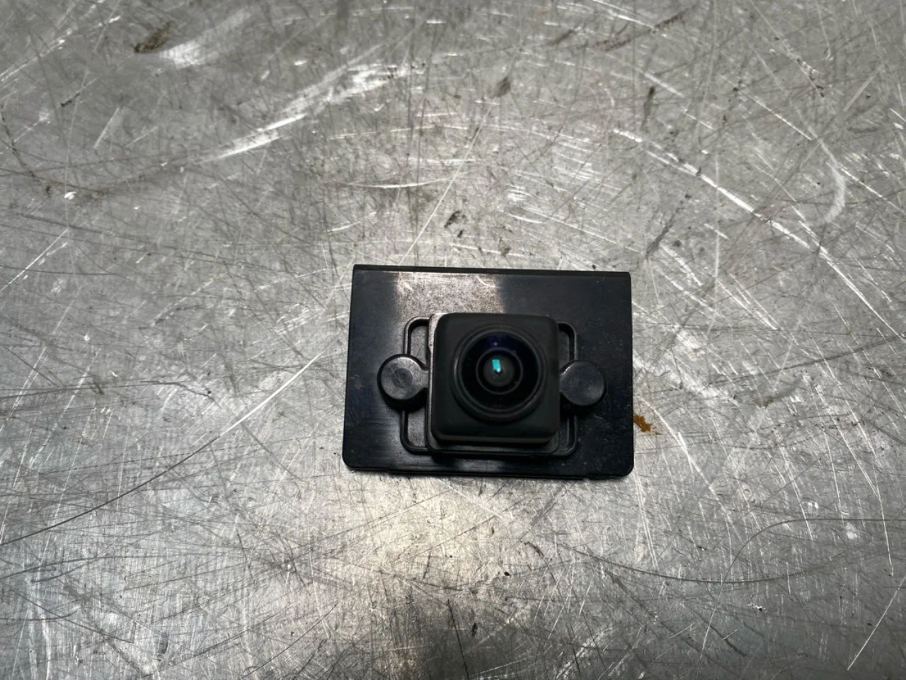 Nissan ARIYA 2021- Exterior camera