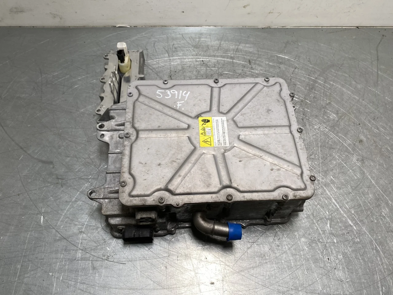 Nio ES8 23-24 Invertor, 12-220V