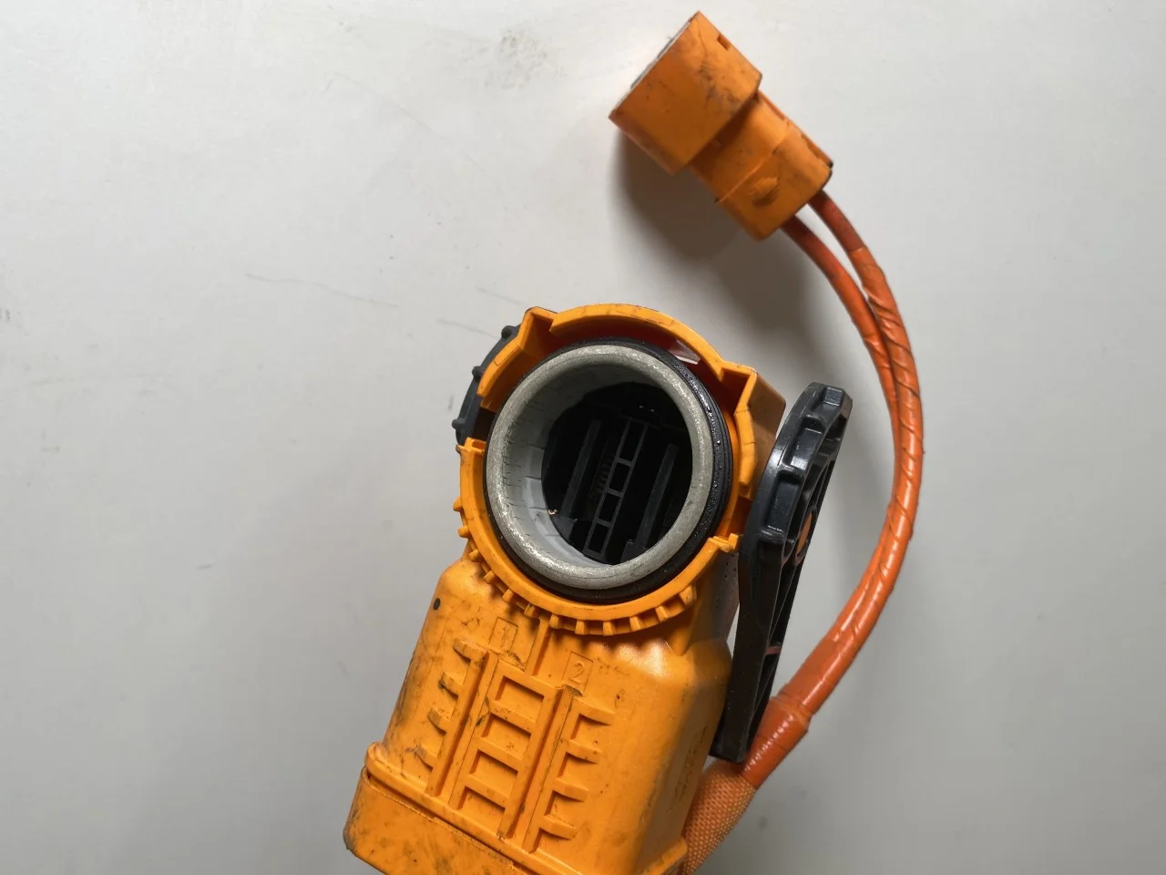 Nio ES8 23-24 Wiring harness, high voltage view 3