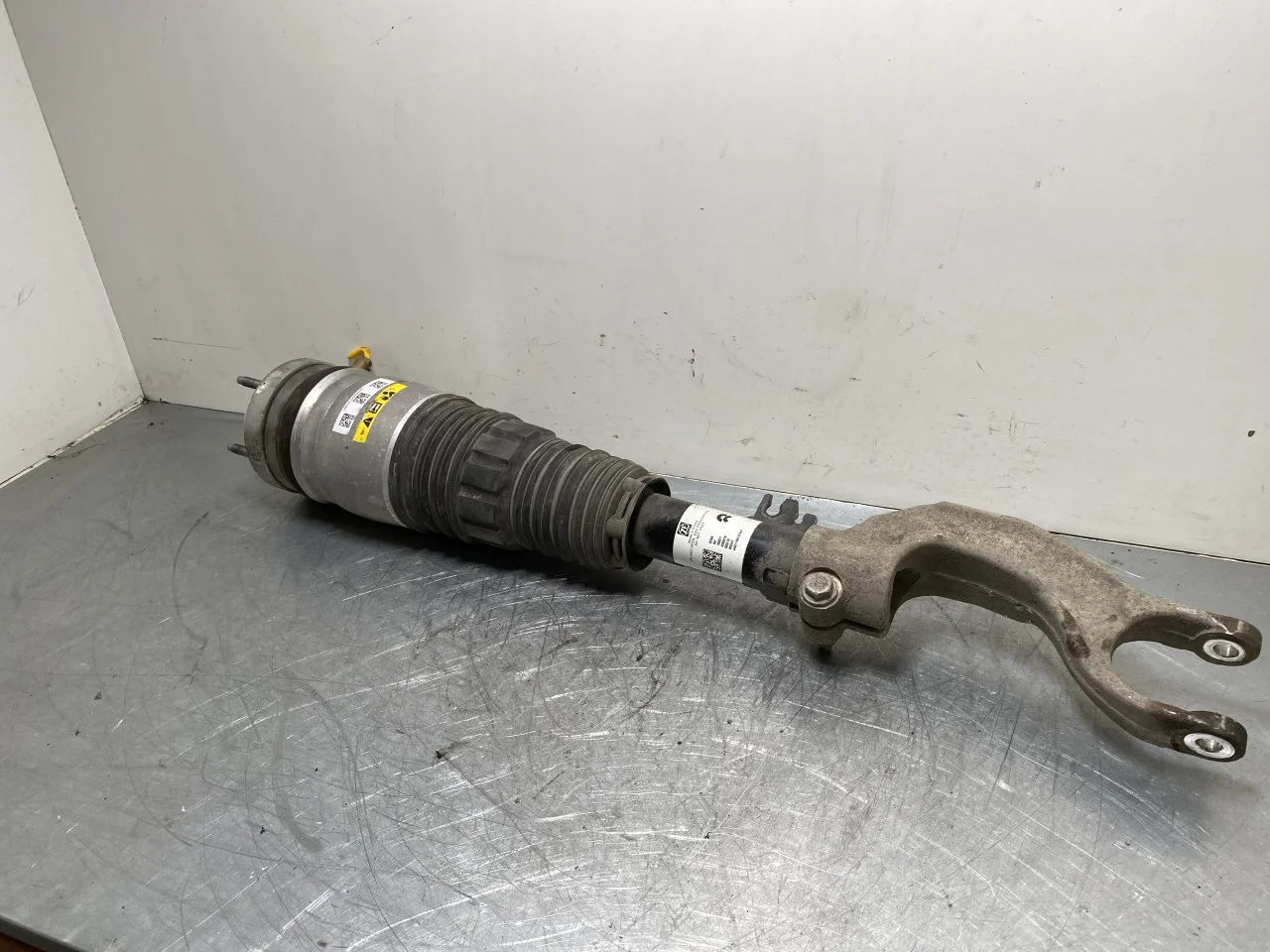 Nio ES8 23-24 Air spring bellows / air cushion, level control view 2