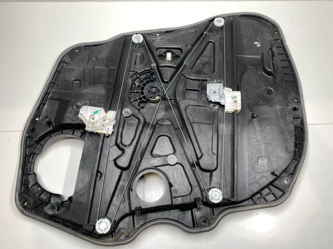 Electric window regulator, complete