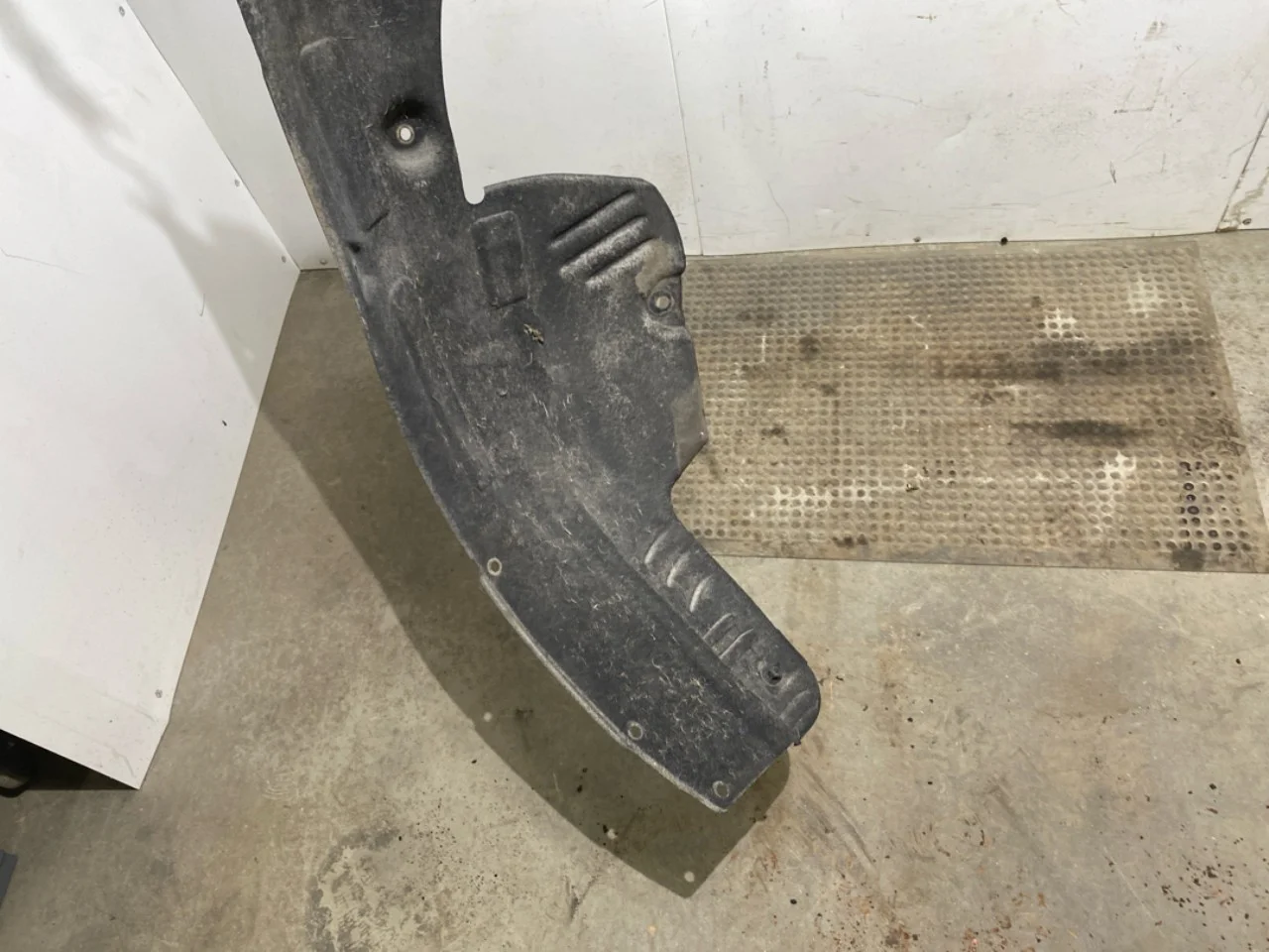 Inner fender liner view 3