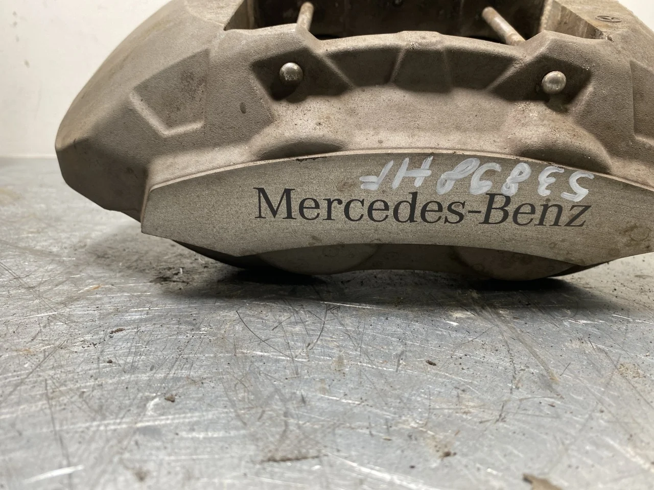 Mercedes EQC 2020- Féknyereg, első, jobb nézet 2