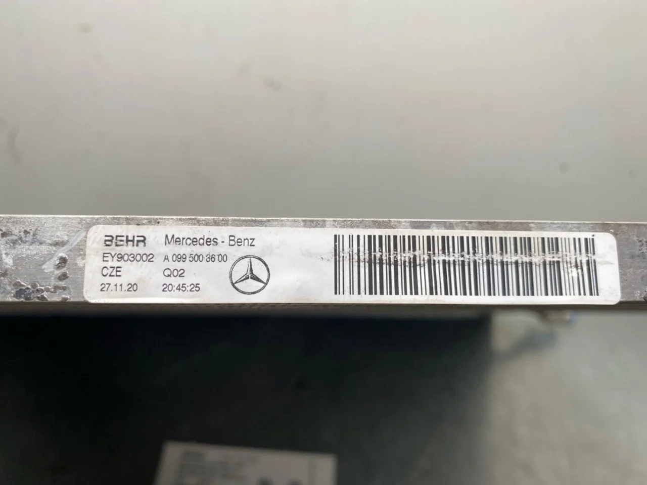 Mercedes EQC 2020- Hűtő, automata váltós nézet 3