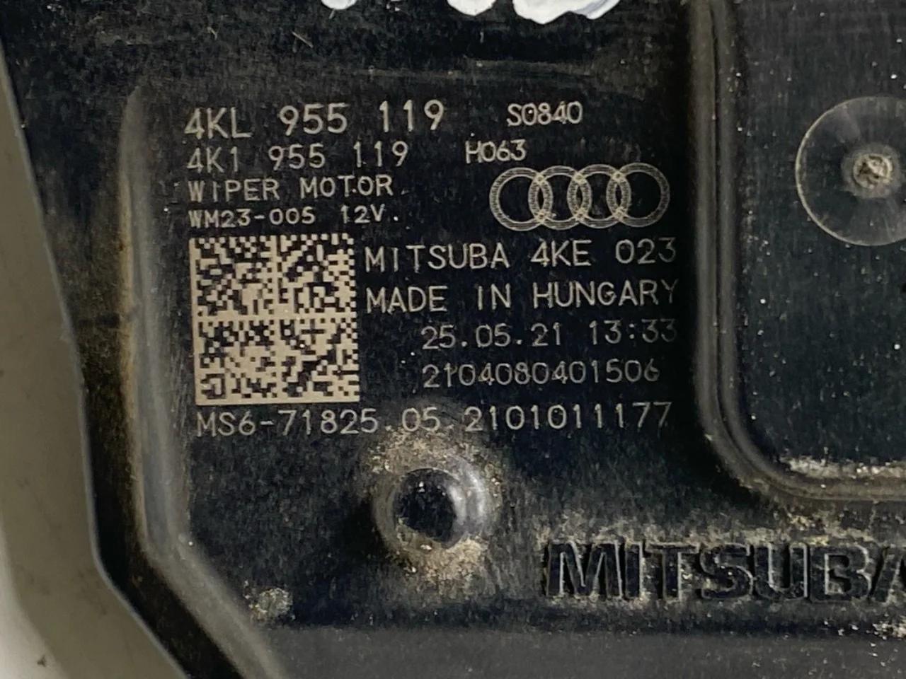 Audi E-TRON, S GE 2019- Windshield wiper motor view 3