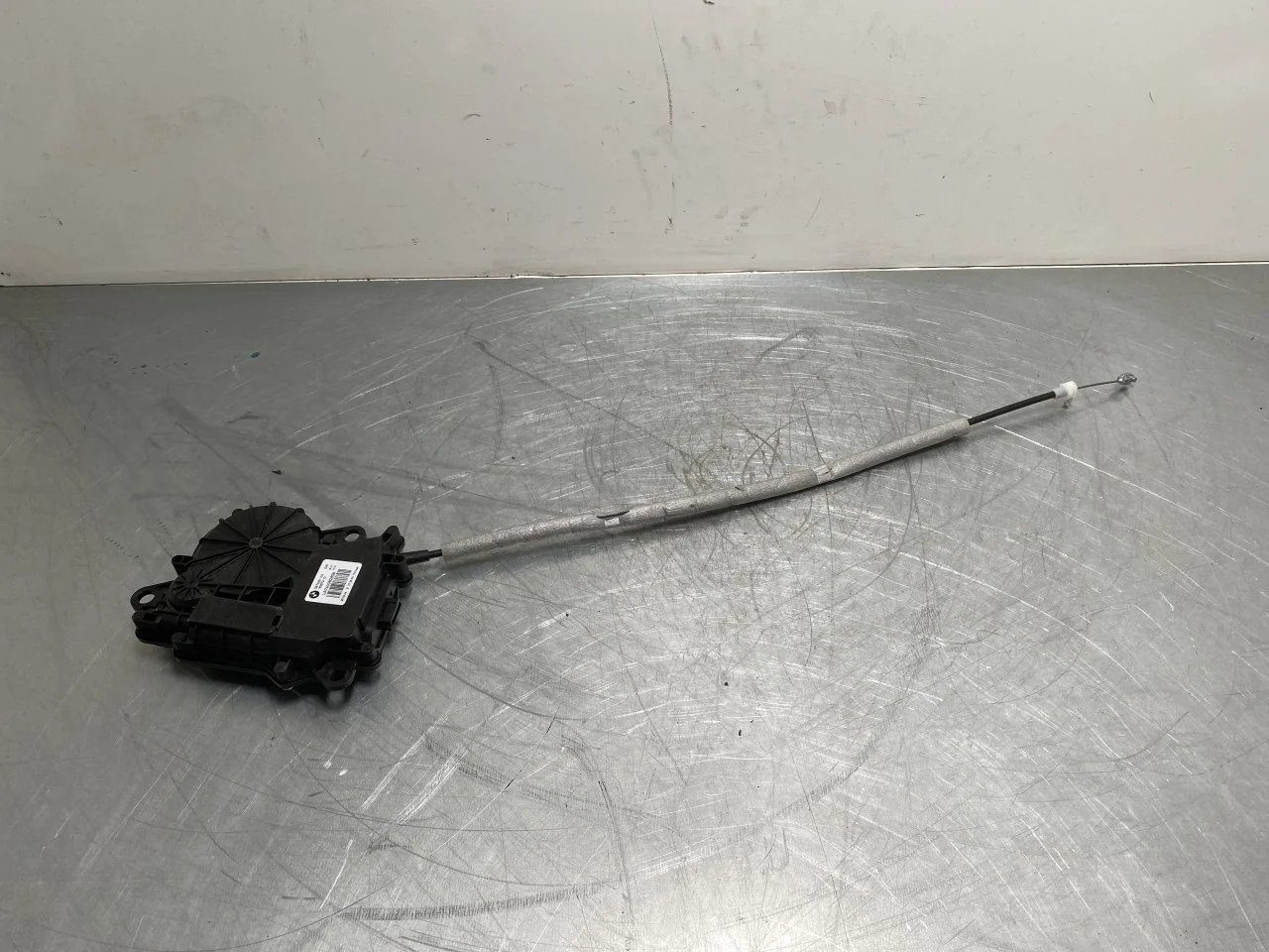 BMW I4 G26 2021-> Központi zár motor, csomagtérajtó nézet 2