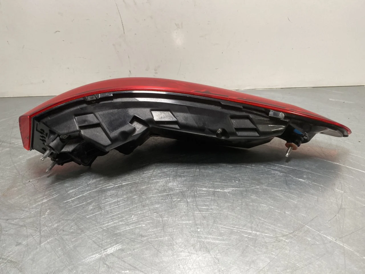 BMW I4 G26 2021-> Lampă spate stânga vedere 2