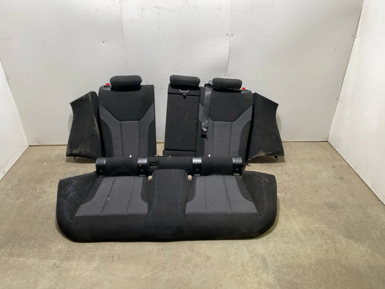BMW I4 G26 2021-> Hátsó ülés