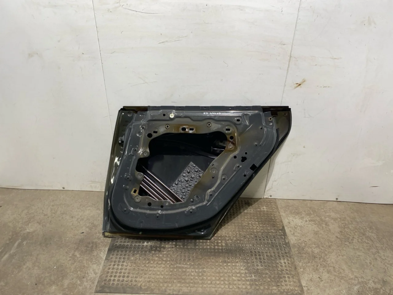 BMW I4 G26 2021-> Ajtó, 4 ajtós, hátsó, jobb nézet 4