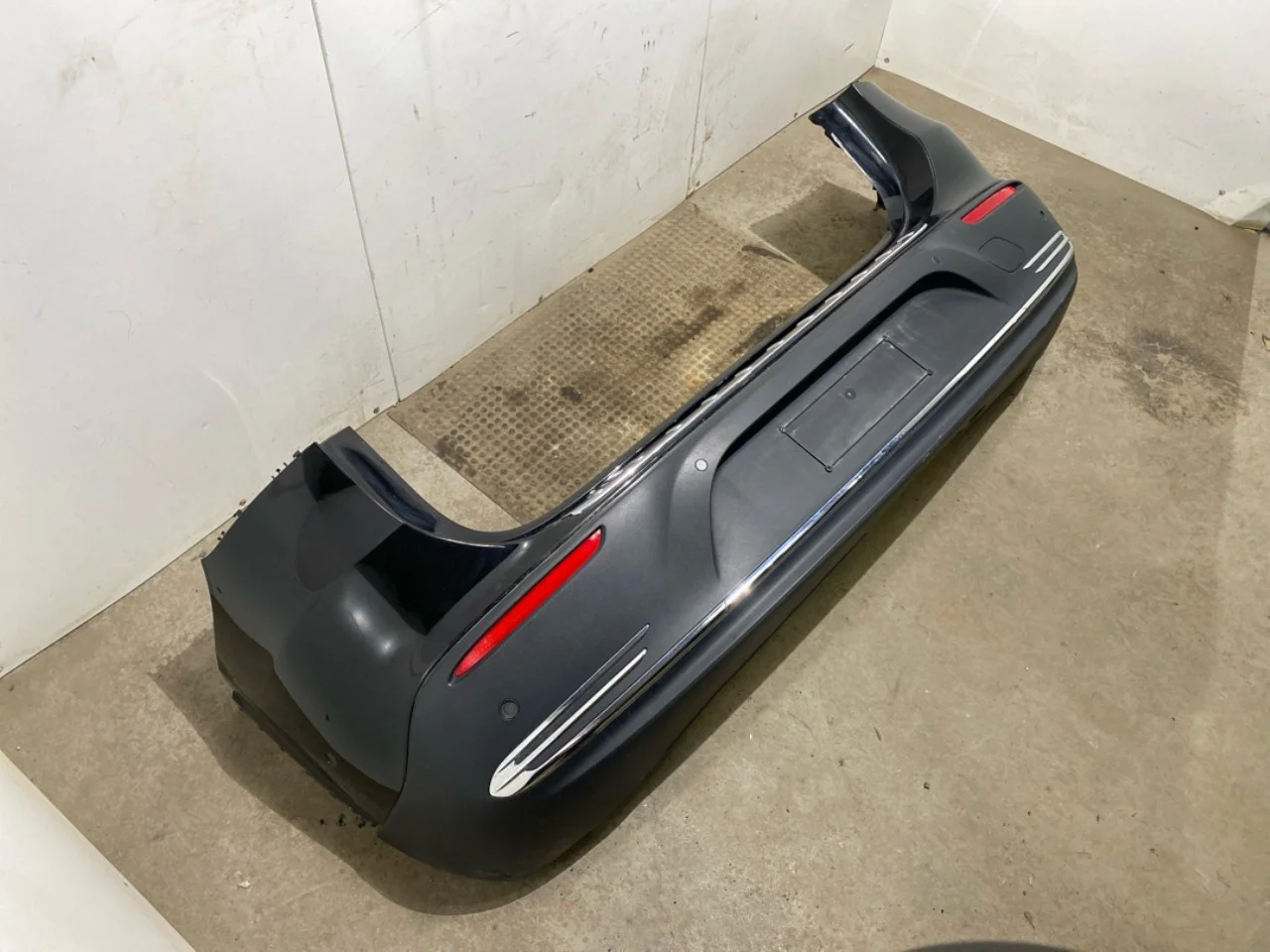 Mercedes EQA H243 2021- Rear bumper view 2