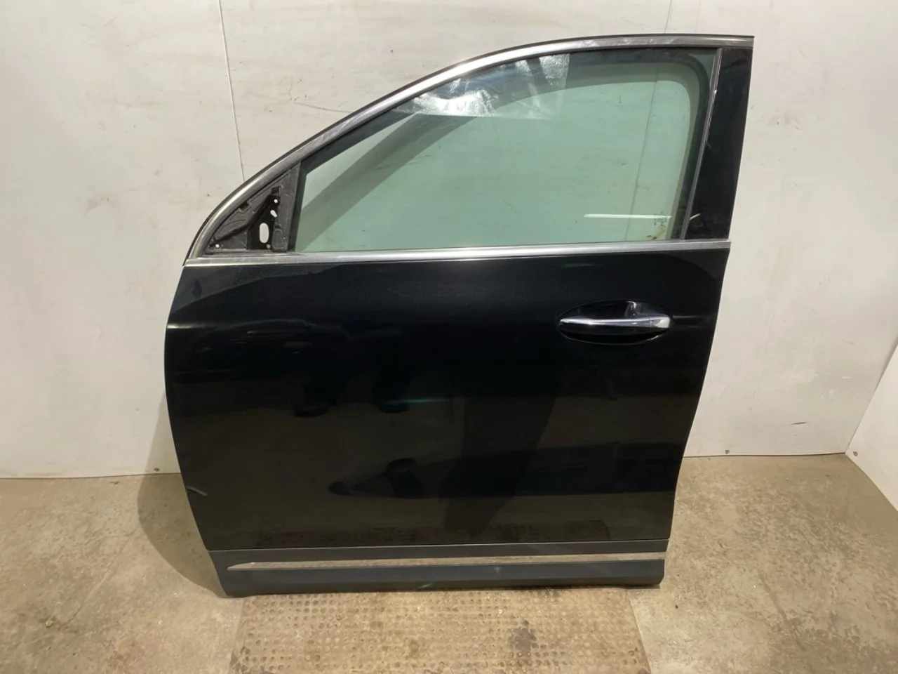 Mercedes EQA H243 2021- Ajtó, 4 ajtós, első, bal