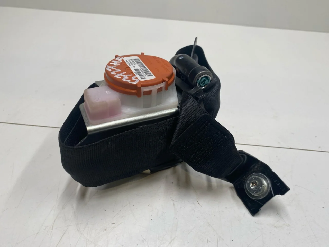 Mercedes EQA H243 2021- Biztonsági öv, első, jobb